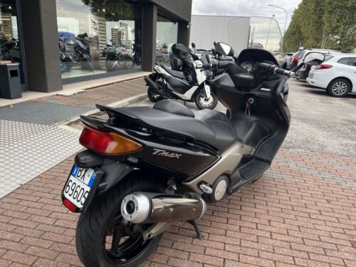 Yamaha T Max - immagine 7