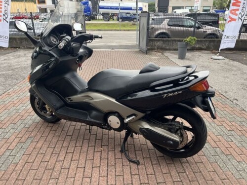 Yamaha T Max - immagine 8