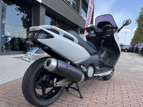 Yamaha T Max - immagine 5