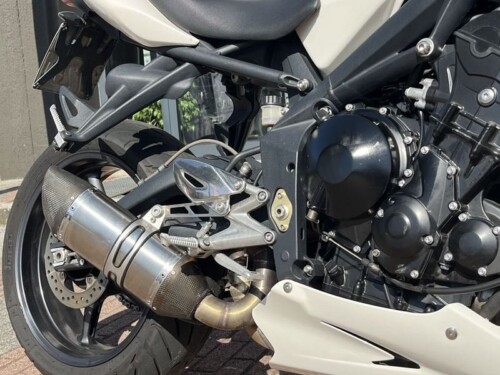 Triumph Street Triple - immagine 22