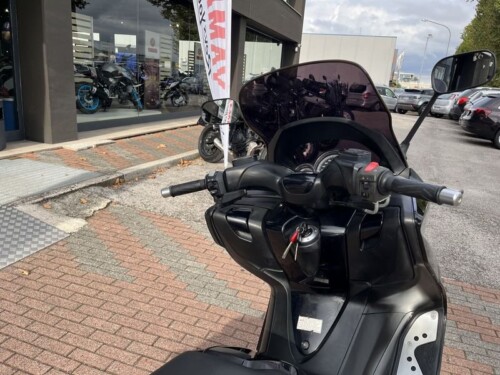 Yamaha T Max - immagine 29
