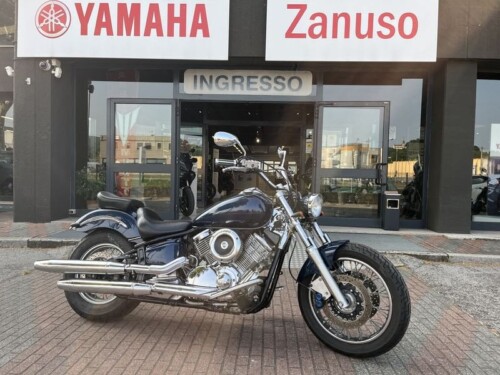 Yamaha XVS 1100A Drag Star
