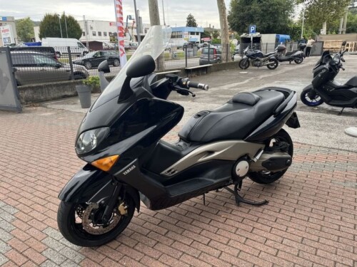 Yamaha T Max - immagine 11