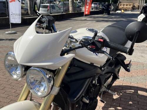 Triumph Street Triple - immagine 17