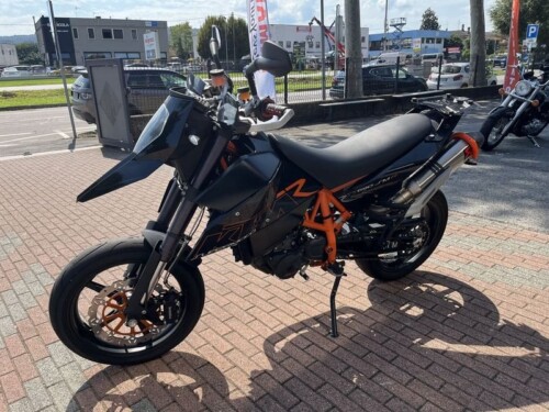 KTM 690 Supermoto - immagine 3