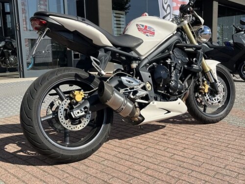 Triumph Street Triple - immagine 11