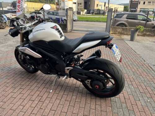 Triumph Speed Triple 1050 - immagine 19