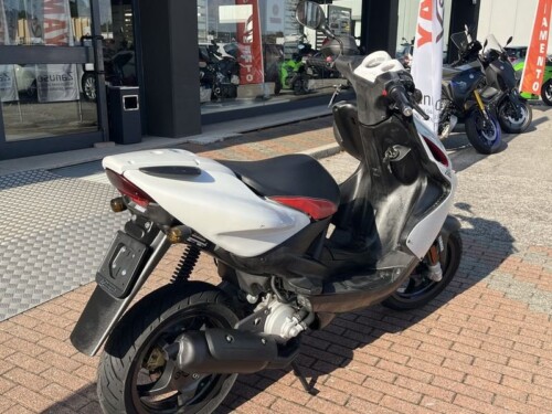 Yamaha Aerox 50 - immagine 4