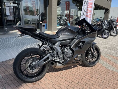 Yamaha YZF R7 - immagine 8