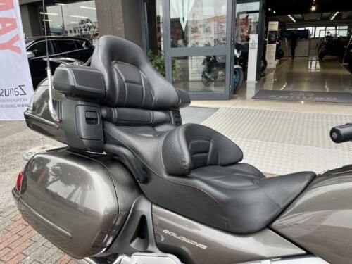 Honda GL 1800 Gold Wing - immagine 13