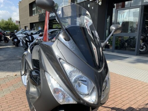 Yamaha T Max - immagine 7