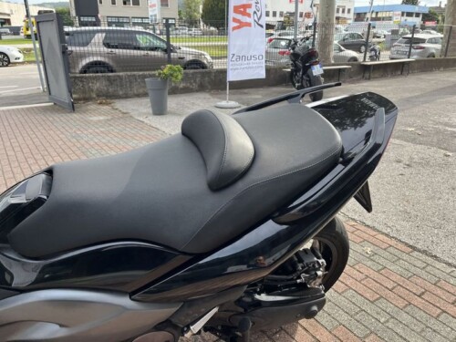 Yamaha T Max - immagine 6