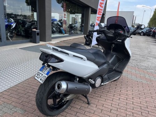 Yamaha T Max - immagine 4