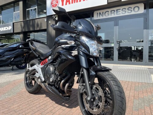 Kawasaki ER 6N - immagine 3