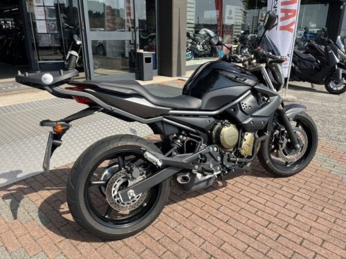 Yamaha XJ6 - immagine 9