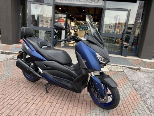 Yamaha X-Max 300 - immagine 3