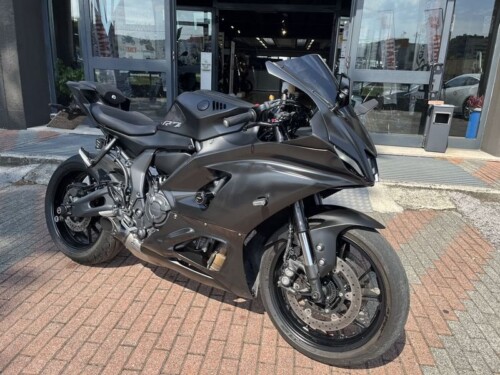 Yamaha YZF R7 - immagine 3