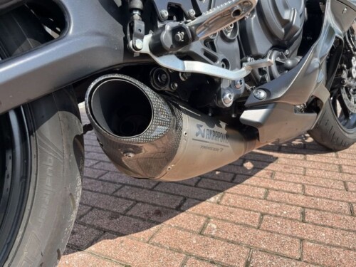 Yamaha YZF R7 - immagine 9