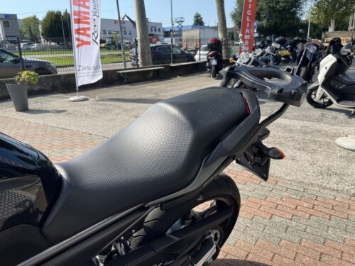 Yamaha XJ6 - immagine 13