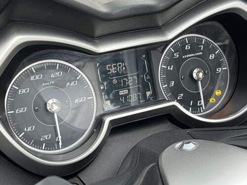 Yamaha X-Max 300 - immagine 18