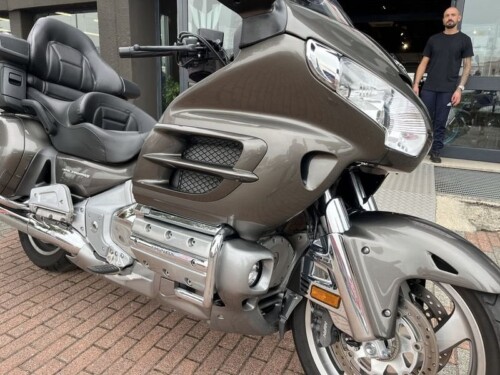 Honda GL 1800 Gold Wing - immagine 8