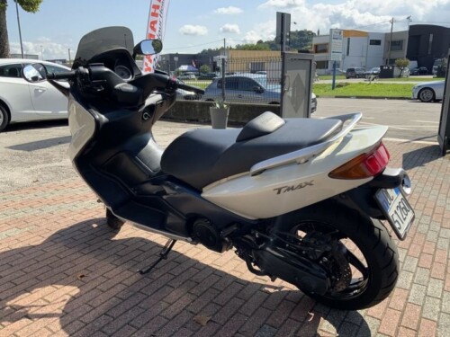 Yamaha T Max - immagine 4