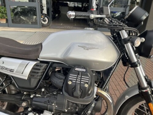 Moto Guzzi V7 III - immagine 3