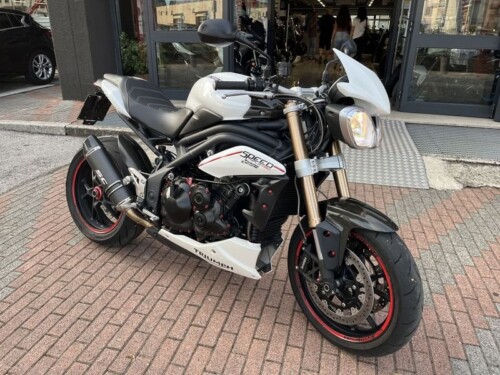 Triumph Speed Triple 1050 - immagine 4