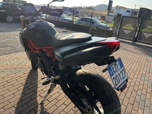 Aprilia Dorsoduro 900 - immagine 10