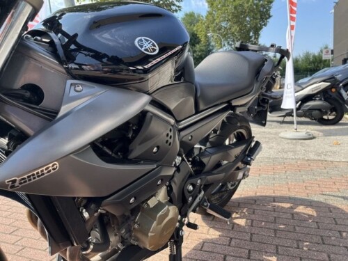 Yamaha XJ6 - immagine 17