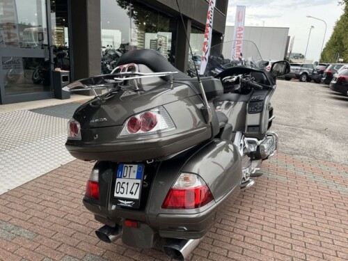 Honda GL 1800 Gold Wing - immagine 11