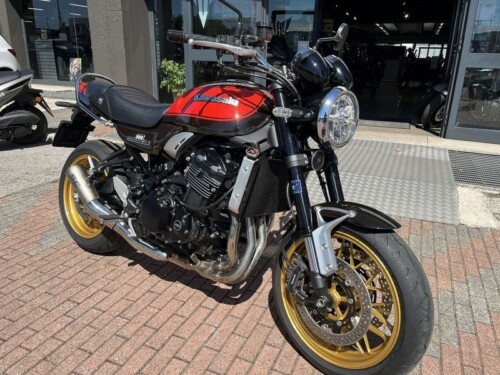 Kawasaki Z 900 RS - immagine 2