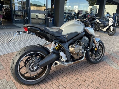 Honda CB 650 R - immagine 9