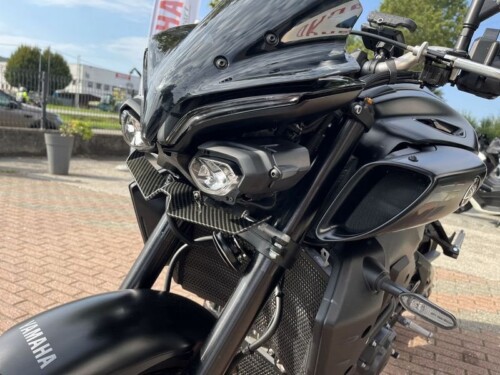 Yamaha MT-10 - immagine 22