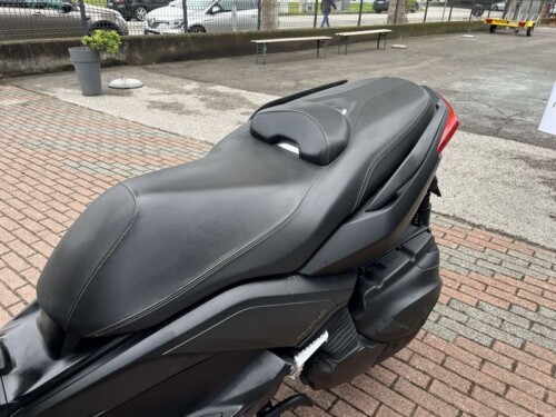 Yamaha X-Max 400 - immagine 8