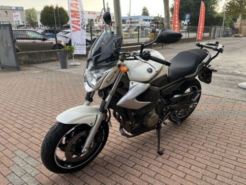 Yamaha XJ6 - immagine 13