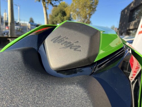 Kawasaki Ninja ZX-10R - immagine 21