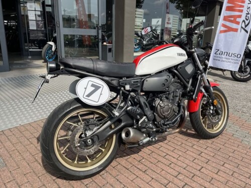 Yamaha XSR 700 - immagine 8