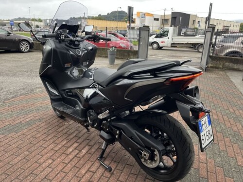 Yamaha T Max 560 - immagine 11