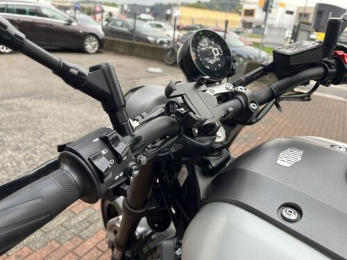 Yamaha XSR 900 - immagine 17