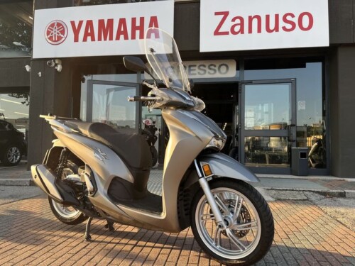 Honda SH 350 - immagine 6