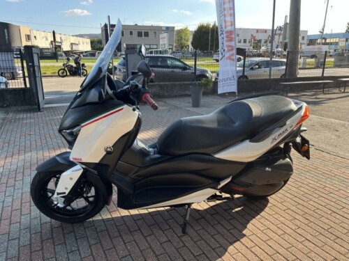 Yamaha X-Max 300 - immagine 12