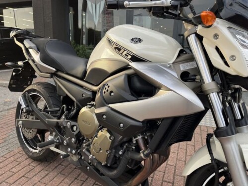 Yamaha XJ6 - immagine 4