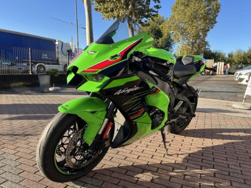 Kawasaki Ninja ZX-10R - immagine 18