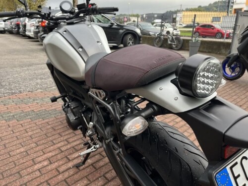 Yamaha XSR 900 - immagine 9