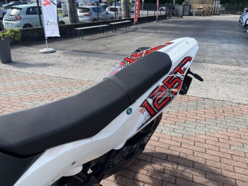 KSR Moto TR 125 SM - immagine 12