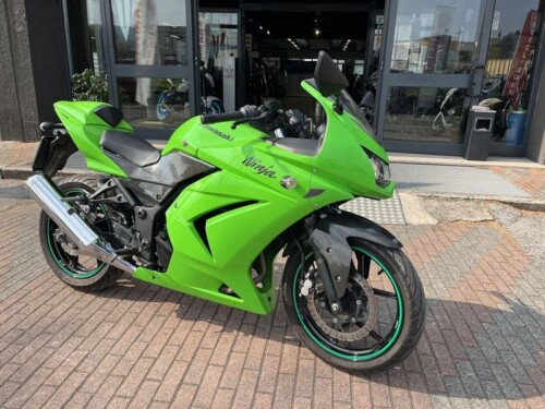 Kawasaki Ninja 250R - immagine 5
