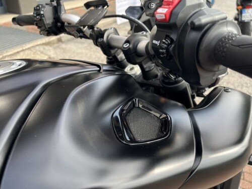 Yamaha MT-10 - immagine 15