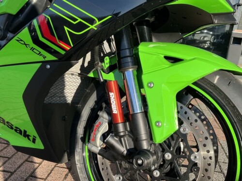 Kawasaki Ninja ZX-10R - immagine 11