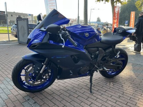 Yamaha YZF R7 - immagine 17